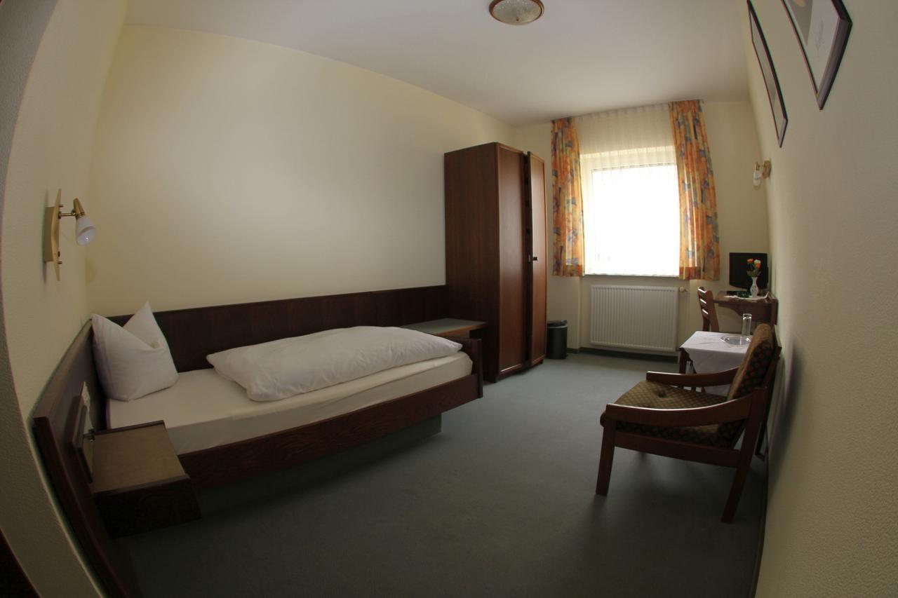 Zum Lowen Hotel ヴァイターシュタット エクステリア 写真