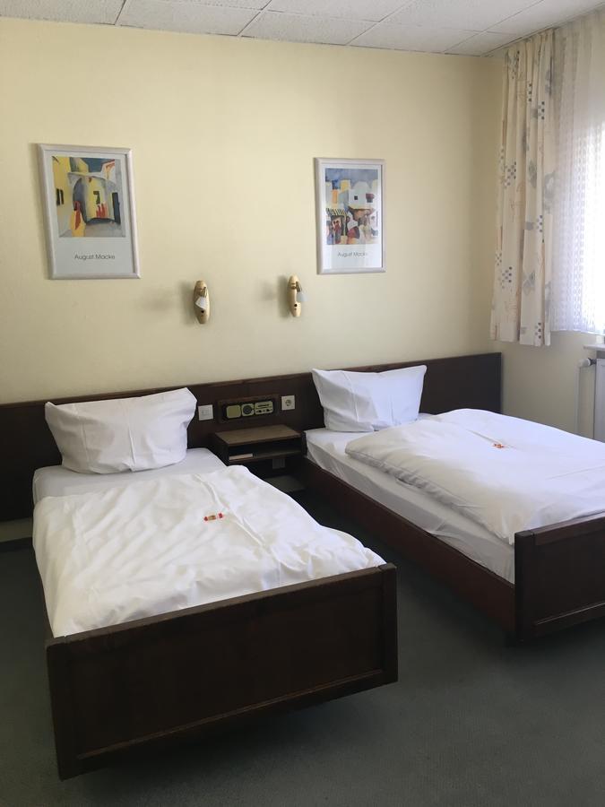 Zum Lowen Hotel ヴァイターシュタット エクステリア 写真
